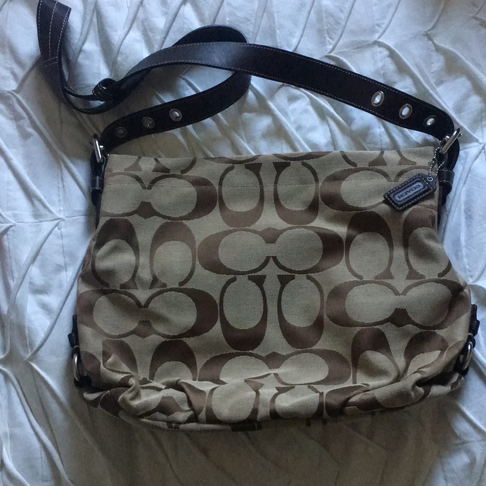 Coach Large Crossbody/Shoulder Bag